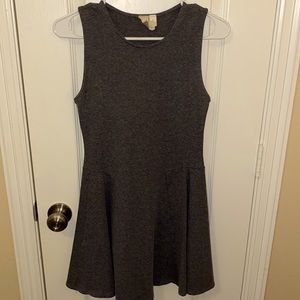 Stretchy dress!